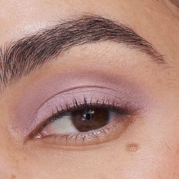 NIB ILIA Liquid Powder Eye Tint in Aster (Matte Soft Lavender) - Picture 2 of 4